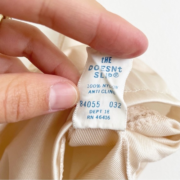 Vintage Sears y2k babydoll cami tank top dainty satin powder pink 90s coquette S - Picture 3 of 6